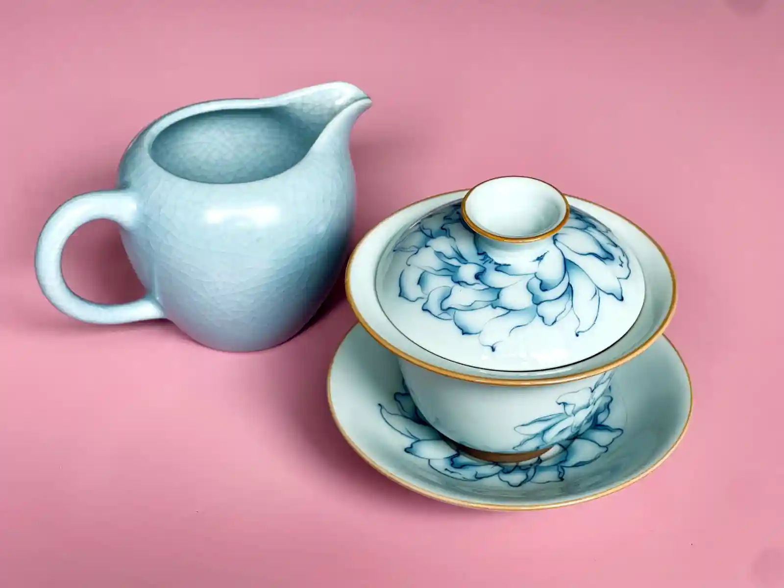 藍色的茶海和藍色的蓋碗