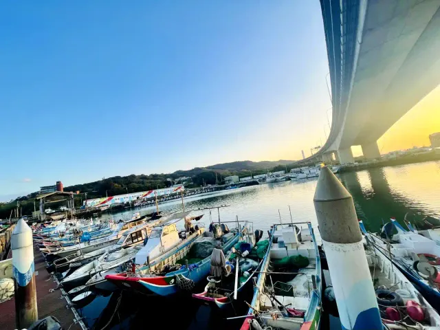 穀研所小番外篇：來這裡看海看天看河